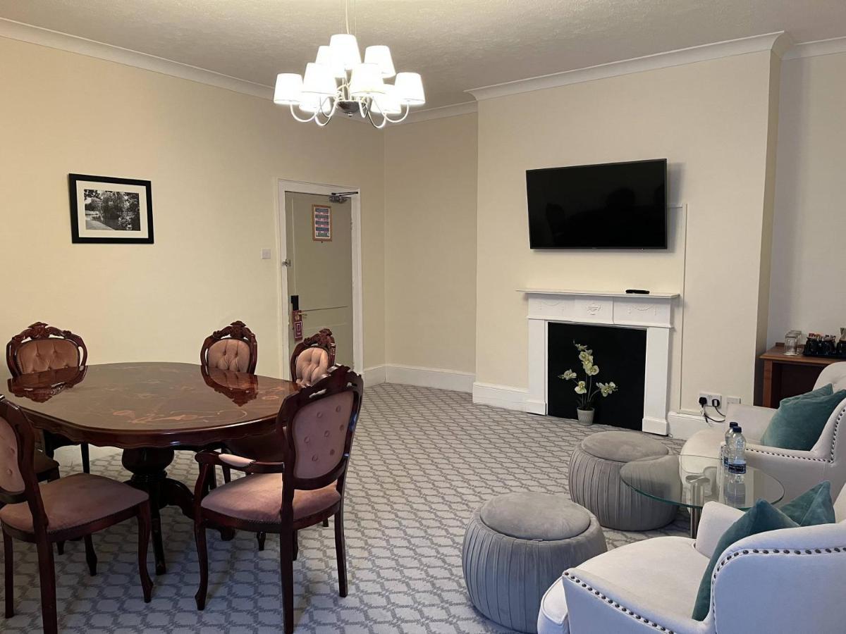 Avisford Park Hotel อารันเดล ภายนอก รูปภาพ